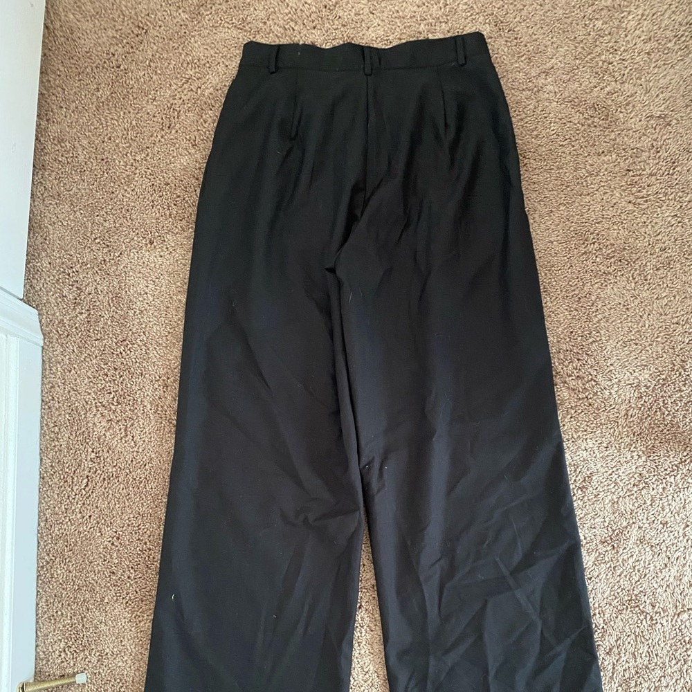Black straight leg women’s business slacks. Size medium.